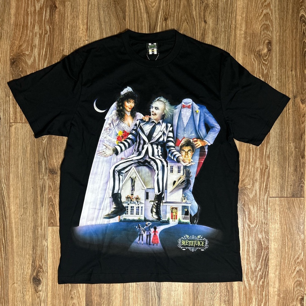 Beetlejuice Shoe Palace Movie T-Shirt - Picture 1 of 5
